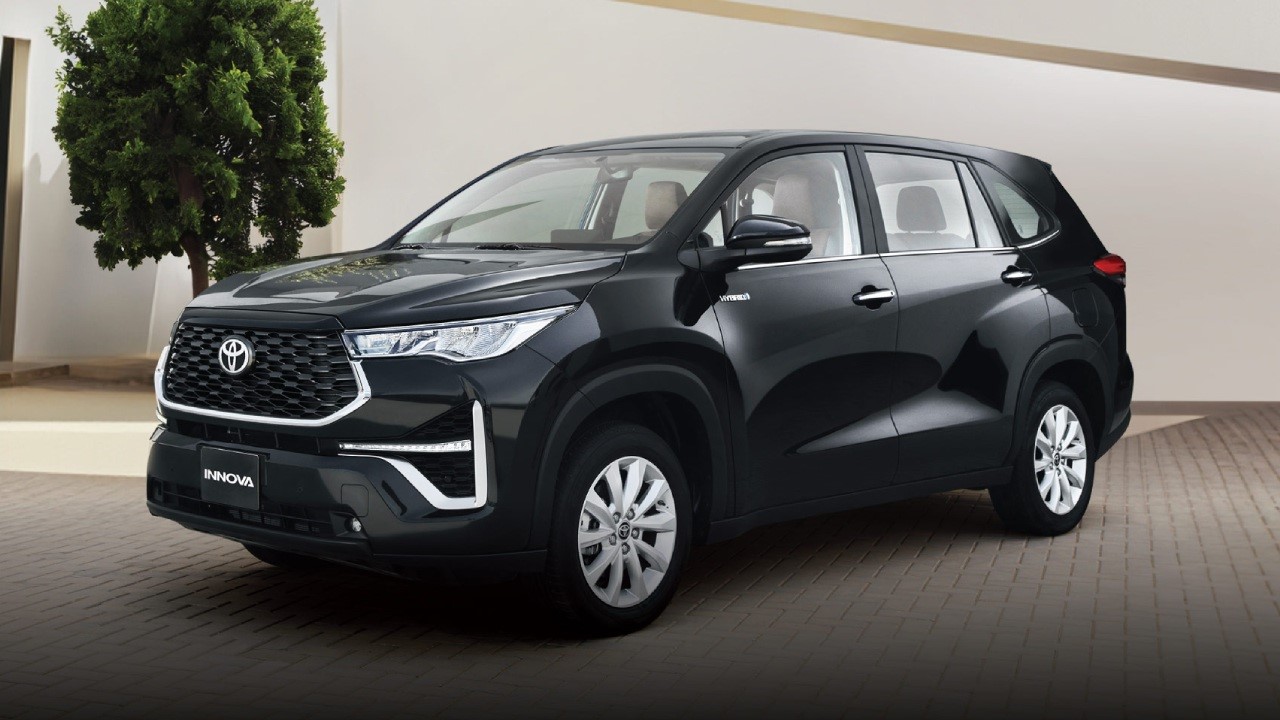 Prices and Specifications for Toyota Innova 2024 in UAE Autopediame